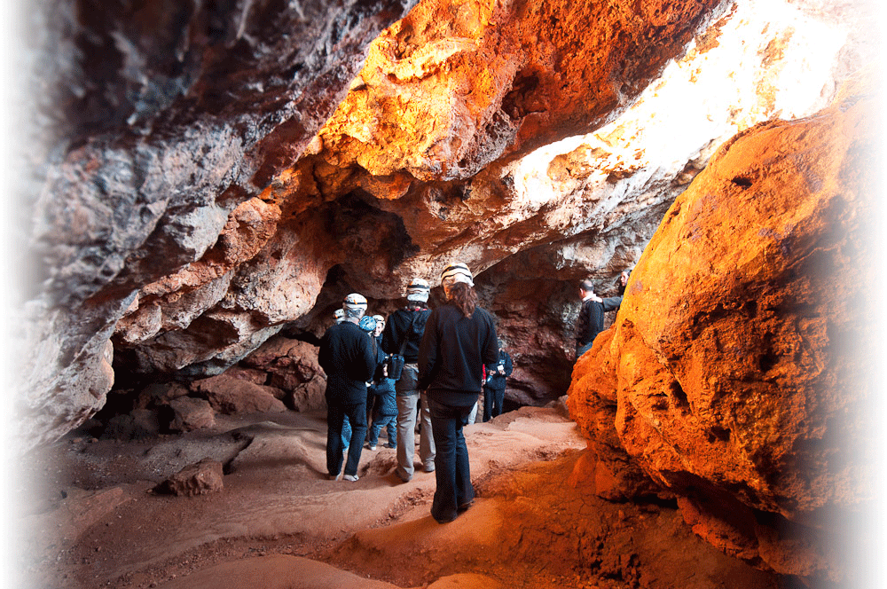 Espeleología en la Cueva de Montesinos